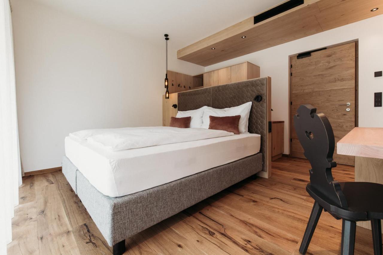 Weingut & Genusshotel Spitalerhof Superior Chiusa Esterno foto