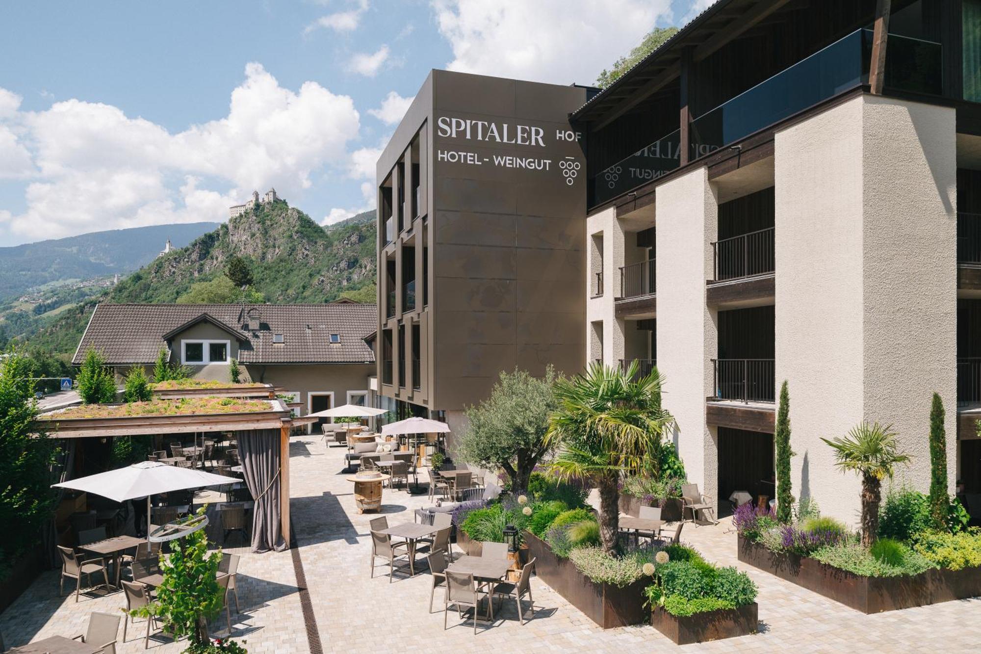 Weingut & Genusshotel Spitalerhof Superior Chiusa Esterno foto